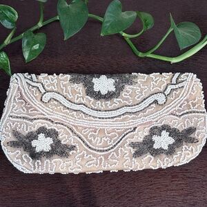 Walborg Vintage Women's Clutch Handbeaded Small Inside Pocket Snap Closure